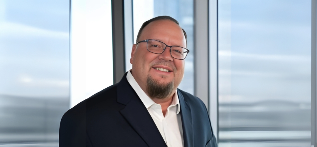 At the Wheel of Innovation: Larry Stair and the Muzeum Marketing Story